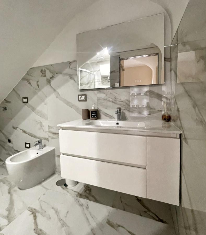 Re Ferdinando Apartment Napoli Ngoại thất bức ảnh