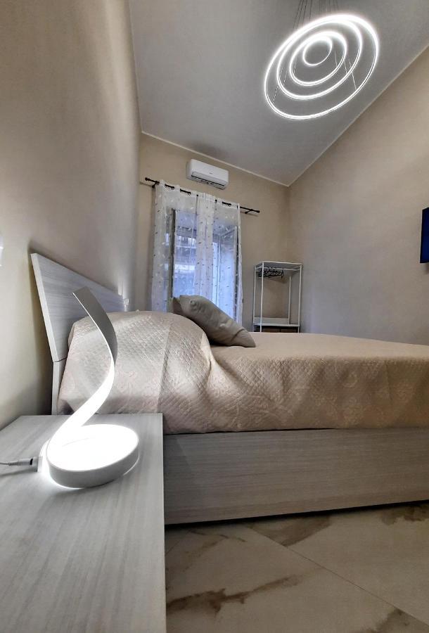 Re Ferdinando Apartment Napoli Ngoại thất bức ảnh